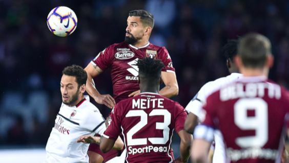 哈萨克族共 哈萨克族共