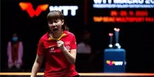 她从小便对 她从小便对